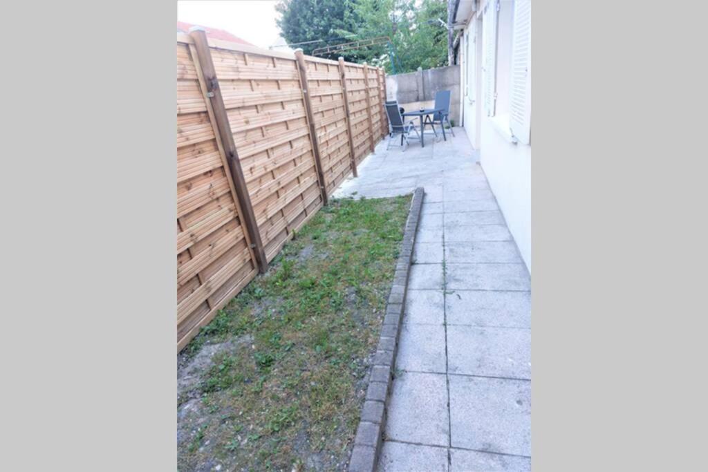Tremblay-en-France Charmante Maison Cosy T2 Avec Terrasse 아파트 외부 사진